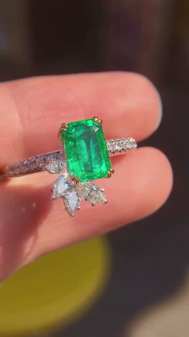 1.5ct Colombia MUZO Mine Emerald