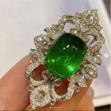 Load image into Gallery viewer, 13ct Vivid Green Emerald
