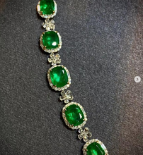 Load image into Gallery viewer, 20ct Vivid Green Emerald
