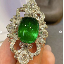 Load image into Gallery viewer, 13ct Vivid Green Emerald
