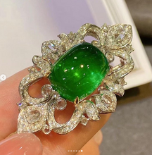 Load image into Gallery viewer, 13ct Vivid Green Emerald
