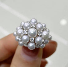 Load image into Gallery viewer, 3-5.5mm Akoyas, Full Round, Flawless
