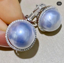 Load image into Gallery viewer, 13.4mm Aurora Silver Baroque South Sea Pearl, Insignificant flaw

