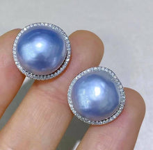 Load image into Gallery viewer, 13.4mm Aurora Silver Baroque South Sea Pearl, Insignificant flaw
