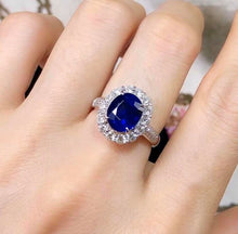 Load image into Gallery viewer, 3.75ct Royal Blue Sapphire
