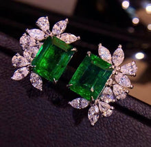 Load image into Gallery viewer, 2.94ct Vivid Green Emerald *SOLD*
