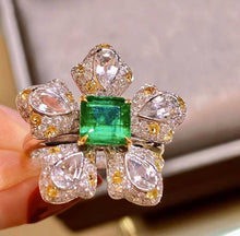 Load image into Gallery viewer, 1.2ct Vivid Green Emerald
