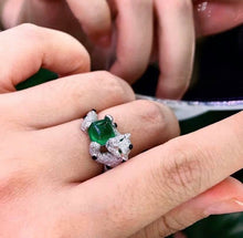 Load image into Gallery viewer, 2.69ct Vivid Green Emerald (7*7)
