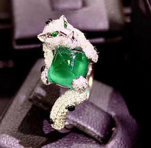 Load image into Gallery viewer, 2.69ct Vivid Green Emerald (7*7)
