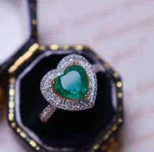 Load image into Gallery viewer, 2.1ct RARE HEART Vivid Green Emerald
