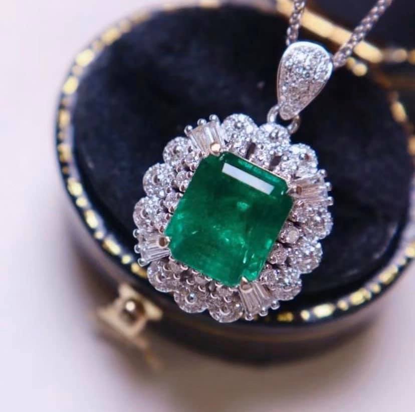 2.35ct MUZO Green Emerald