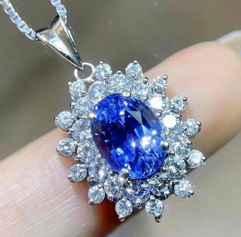 3.82ct Unheated Blue Sapphire