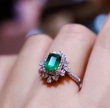 Load image into Gallery viewer, 1.1ct MUZO Green Emerald
