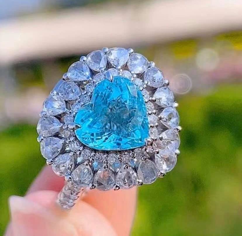 2.14ct RARE HEART Neon Blue Paraiba