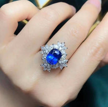 Load image into Gallery viewer, 3.06ct Unheated Royal Blue Sapphire
