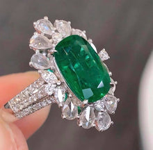 Load image into Gallery viewer, 2.86ct Vivid Green Emerald
