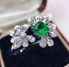 Load image into Gallery viewer, 0.616ct RARE Afghanistan Insignificant Oil Vivid Green Emerald
