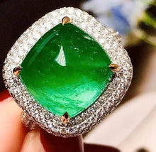 Load image into Gallery viewer, 7.63ct Vivid Green Emerald
