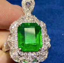 Load image into Gallery viewer, 3.62ct Vivid Green Emerald
