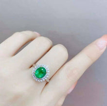 Load image into Gallery viewer, 1.97ct Vivid Green Emerald
