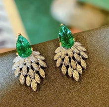 Load image into Gallery viewer, 1.3ct Vivid Green Emerald

