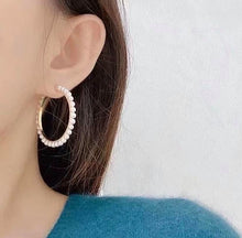 Load image into Gallery viewer, 3-3.5mm Aurora Akoya Pearls, Flawless
