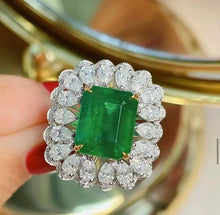 Load image into Gallery viewer, 5.65ct Vivid Green Emerald
