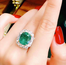 Load image into Gallery viewer, 6.1ct Vivid Green Emerald
