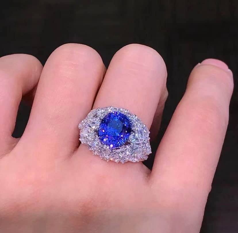 6.26ct Unheated Cornflower Blue Sapphire