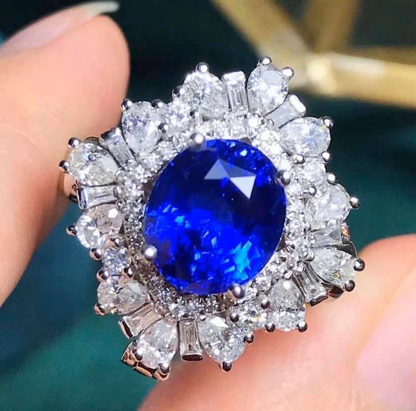 3.1ct Unheated Royal Blue Sapphire