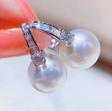 Load image into Gallery viewer, 11-12mm Aurora Australian White South Sea Pearls, Full Round, Flawless!

