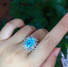 Load image into Gallery viewer, 4.08ct Neon Blue Paraiba

