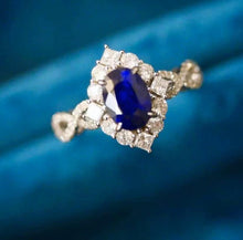 Load image into Gallery viewer, 1.11ct Royal Blue Sapphire
