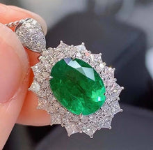 Load image into Gallery viewer, 3.02ct Vivid Green Emerald
