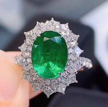 Load image into Gallery viewer, 3.02ct Vivid Green Emerald
