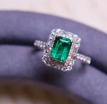 Load image into Gallery viewer, 1.6ct Muzo Green Emerald
