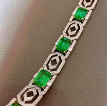 Load image into Gallery viewer, 8.7ct Vivid Green Emerald
