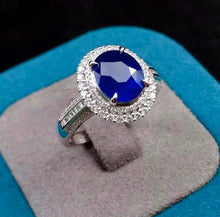 Load image into Gallery viewer, 2.75ct Unheated Royal Blue Sapphire
