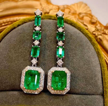 Load image into Gallery viewer, 3.76ct Vivid Green Emerald

