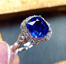 Load image into Gallery viewer, 3.33ct Unheated Royal Blue Sapphire
