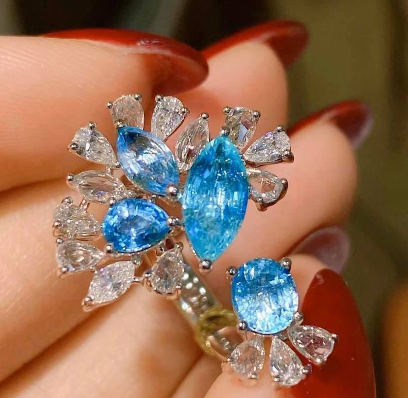 2.15ct Neon Blue Paraiba