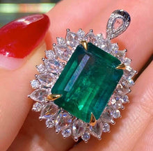 Load image into Gallery viewer, 6.67ct Vivid Green Emerald
