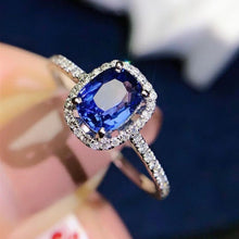 Load image into Gallery viewer, 1.014ct Unheated Cornflower Blue Sapphire
