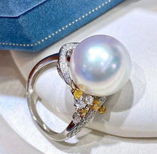 Load image into Gallery viewer, 13.6mm Australian White South Sea Pearl, Full Round, Excellent Luster, Insignificant Flaw
