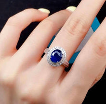 Load image into Gallery viewer, 2.75ct Unheated Royal Blue Sapphire

