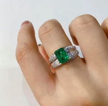 Load image into Gallery viewer, 1.26ct COLUMBIA Vivid Green Emerald
