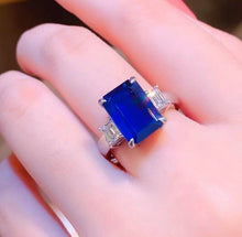 Load image into Gallery viewer, 5.07ct Royal Blue Sapphire
