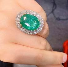 Load image into Gallery viewer, 17.34ct Vivid Green Emerald
