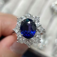 Load image into Gallery viewer, 3.01ct Unheated Royal Blue Sapphire
