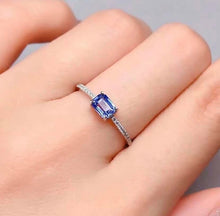 Load image into Gallery viewer, 0.67ct Blue Sapphire
